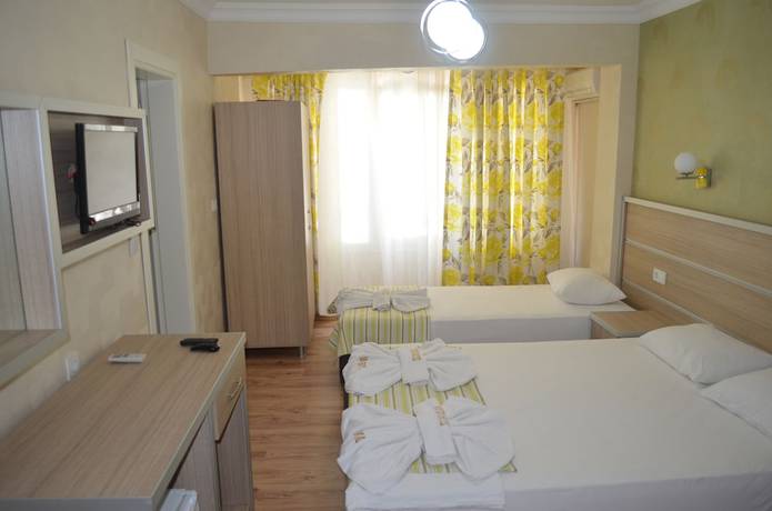 Imagen de la habitación del Mostar Hotel, Ayvalik. Foto 11