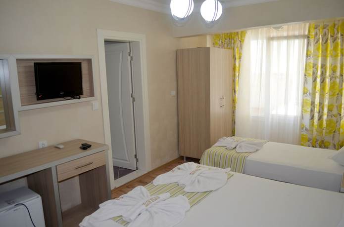 Imagen de la habitación del Mostar Hotel, Ayvalik. Foto 13