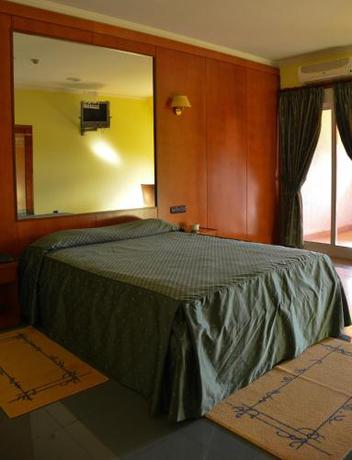 Imagen de la habitación del Motel Bracancún. Foto 20