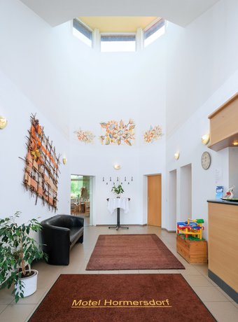 Imagen de los interiores del Motel Hormersdorf. Foto 14