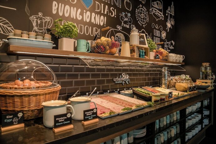 Imagen del bar/restaurante del Motel One Hannover-oper. Foto 9