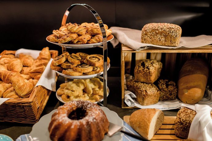 Imagen del bar/restaurante del Motel One Leipzig - Post. Foto 10