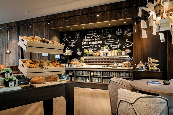 Imagen del bar/restaurante del Motel One W&uuml;rzburg. Foto 7