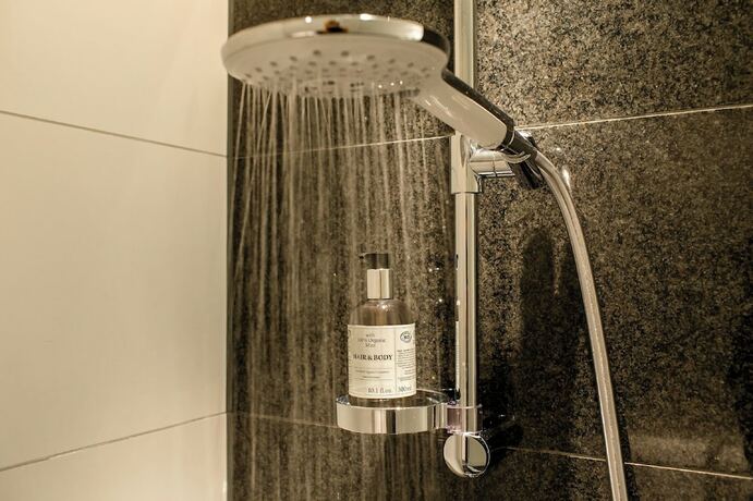Imagen general del Motel One W&uuml;rzburg. Foto 4