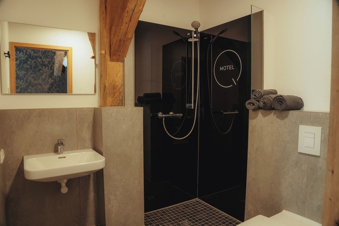 Imagen de la habitación del Motel Q Kornspeicher. Foto 13