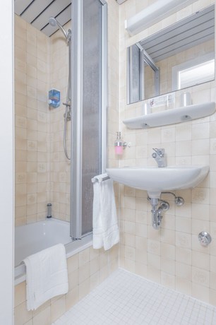 Imagen de la habitación del Motel Zum Taunus. Foto 12