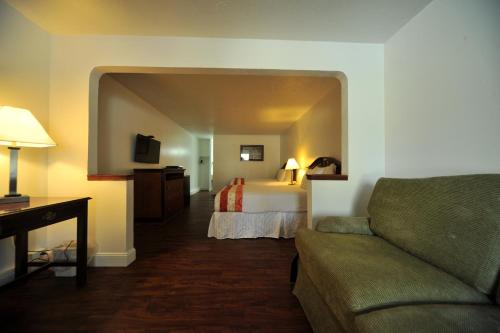 Imagen de la habitación del Motel Zuma. Foto 6