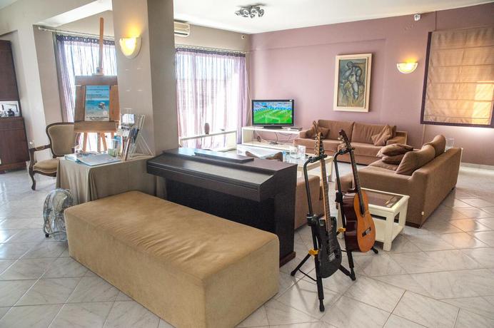 Imagen de los interiores del Mouikis Sun Village. Foto 8