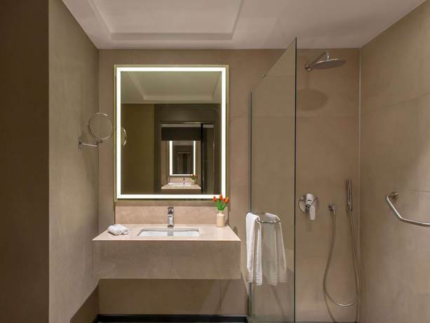 Imagen de la habitación del M&ouml;venpick Diyarbakir. Foto 6