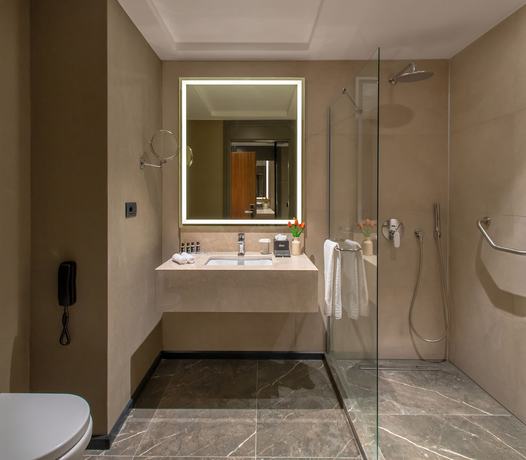 Imagen de la habitación del M&ouml;venpick Diyarbakir. Foto 8