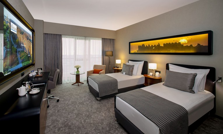 Imagen de la habitación del M&ouml;venpick Diyarbakir. Foto 10