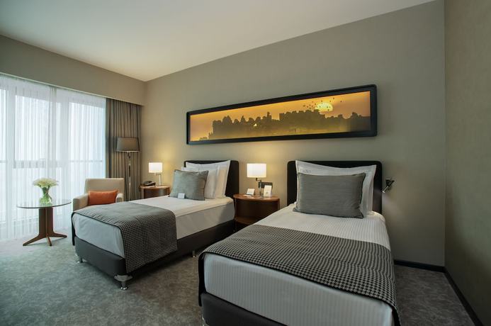Imagen de la habitación del M&ouml;venpick Diyarbakir. Foto 11