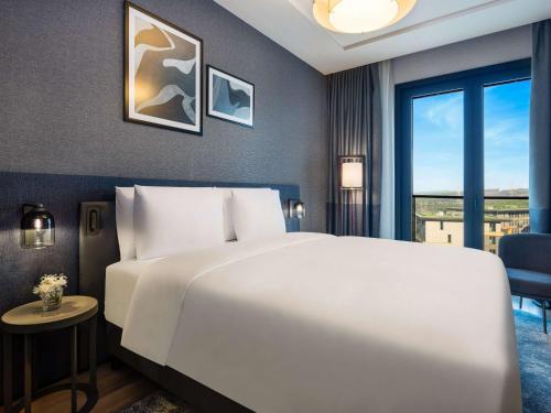 Imagen de la habitación del M&ouml;venpick Living Istanbul Camlivadi. Foto 19