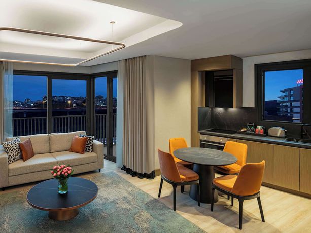 Imagen de la habitación del Mövenpick Living Istanbul Saklivadi. Foto 2