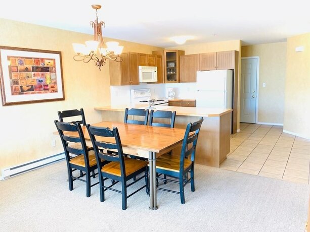 Imagen de los interiores del Mountain View Villas At Fairmont Hot Springs. Foto 38