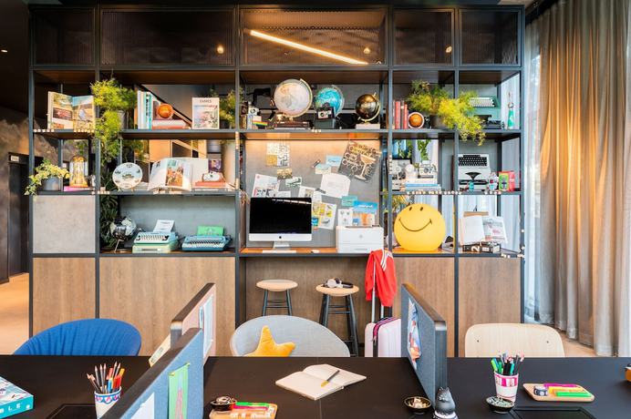 Imagen de los interiores del Moxy Berlin Airport. Foto 20