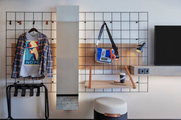 Imagen de la habitación del Moxy Hamburg Altona. Foto 4