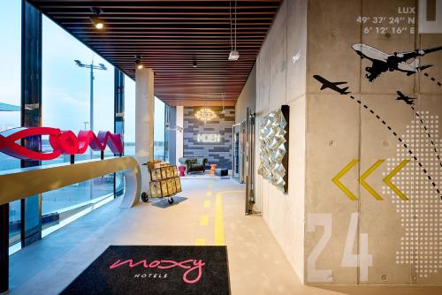 Imagen general del Moxy Luxembourg Airport. Foto 3