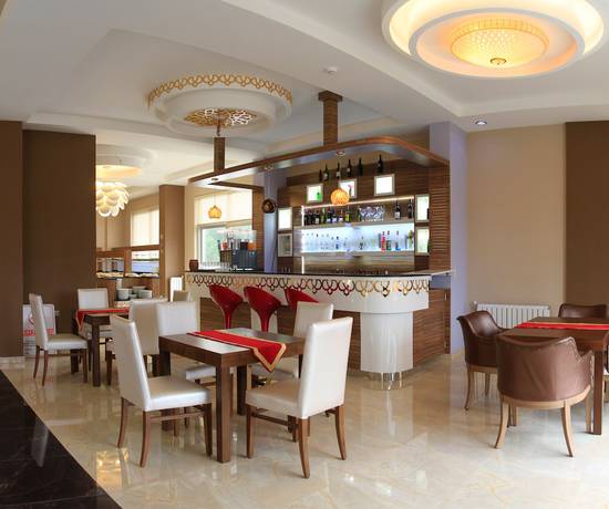 Imagen del bar/restaurante del Mugla Hotel. Foto 2