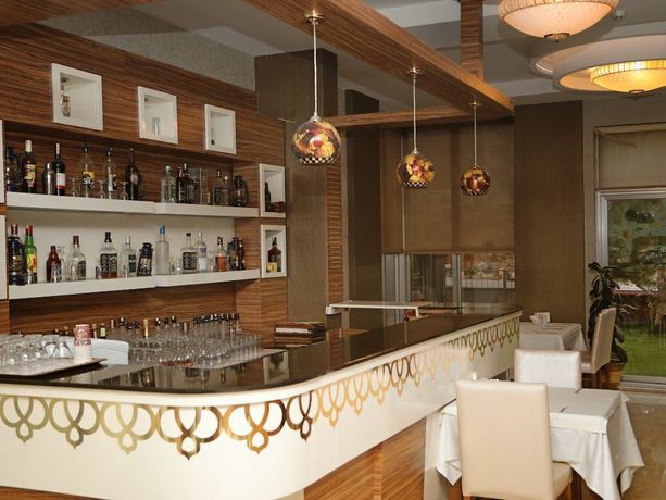 Imagen del bar/restaurante del Mugla Hotel. Foto 3