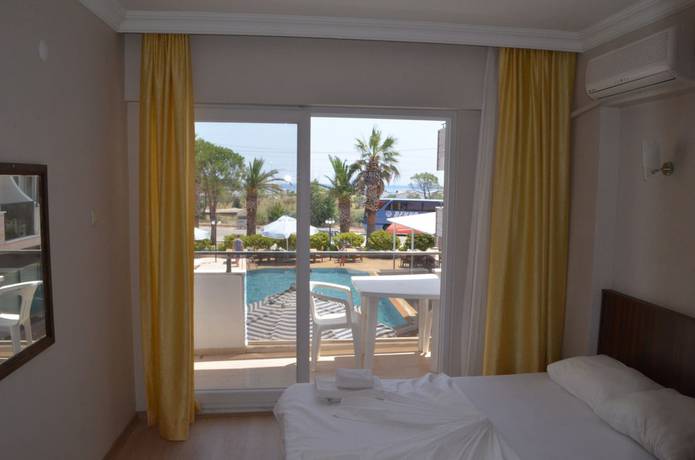 Imagen de la habitación del Mulka Hotel, Ayvalik. Foto 17
