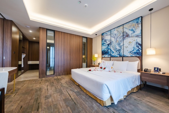 Imagen de la habitación del Muong Thanh Luxury Ha Long Centre Hotel. Foto 5