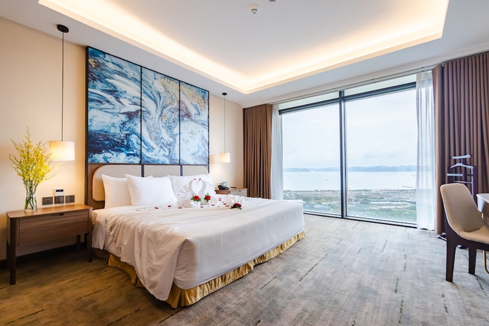 Imagen de la habitación del Muong Thanh Luxury Ha Long Centre Hotel. Foto 6