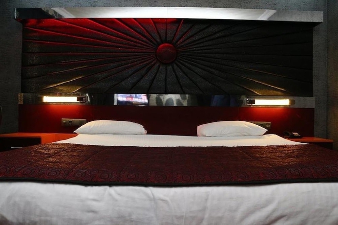Imagen de la habitación del Murat Otel. Foto 3