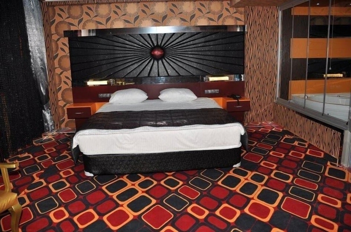Imagen de la habitación del Murat Otel. Foto 14