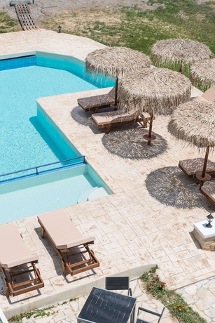 Imagen de la piscina del Musela Studios. Foto 17