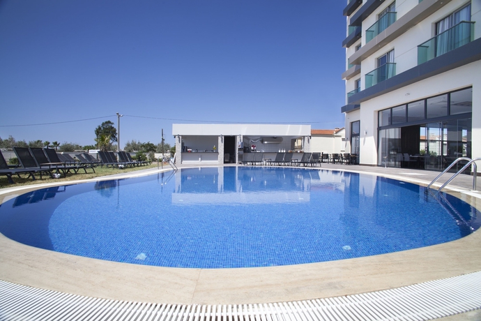 Imagen de la piscina del Musho Hotel. Foto 19