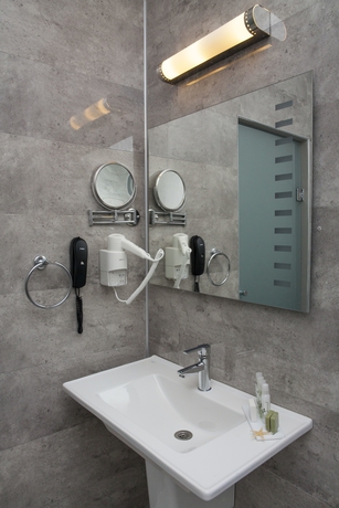 Imagen de la habitación del Musho Hotel. Foto 10