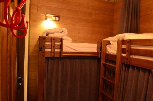 Imagen de la habitación del Music Hostel. Foto 6