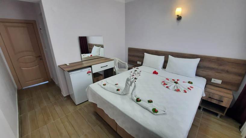 Imagen de la habitación del Mut Hotel. Foto 2