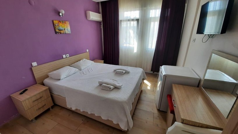 Imagen de la habitación del Mut Hotel. Foto 9
