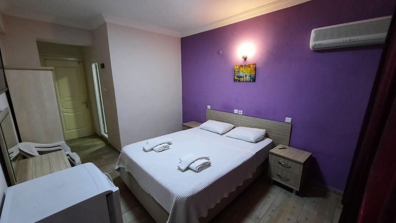Imagen de la habitación del Mut Hotel. Foto 10