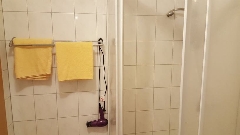 Imagen de la habitación del M&uuml;ritz-Pension Waren. Foto 19