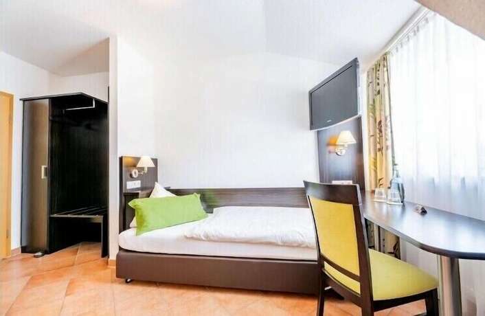 Imagen de la habitación del My Airport Hotel. Foto 17