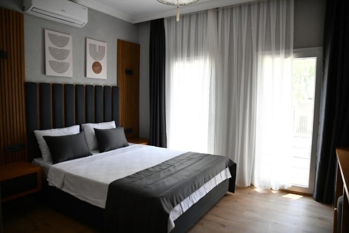 Imagen de la habitación del MyElla Marina Hotel. Foto 6