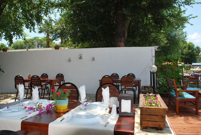 Imagen del bar/restaurante del Myra Hotel, Ortaca. Foto 4