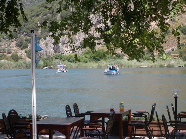Imagen del bar/restaurante del Myra Hotel, Ortaca. Foto 5