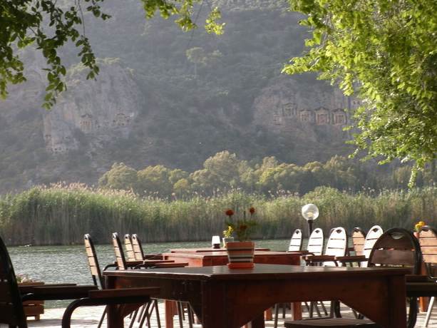 Imagen del bar/restaurante del Myra Hotel, Ortaca. Foto 6