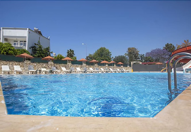 Imagen de la piscina del Mysea Hotels Incekum. Foto 19