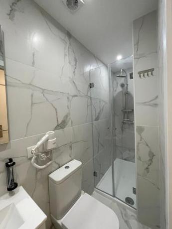 Imagen de la habitación del Mystay Porto São Bento. Foto 15