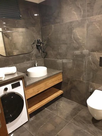 Imagen de la habitación del NEHIR OTEL. Foto 7