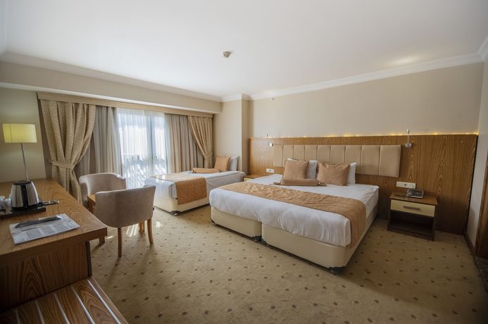 Imagen de la habitación del NK Hotel. Foto 2