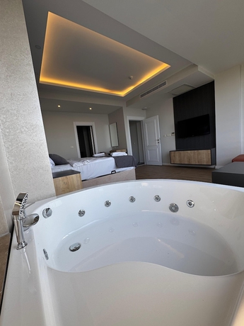 Imagen de la habitación del NORTH STAR RESORT HOTEL. Foto 4