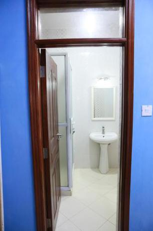 Imagen general del NYALI ENSUITE ROOMS WITH SWIMMING POOL, MOMBASA. Foto 10