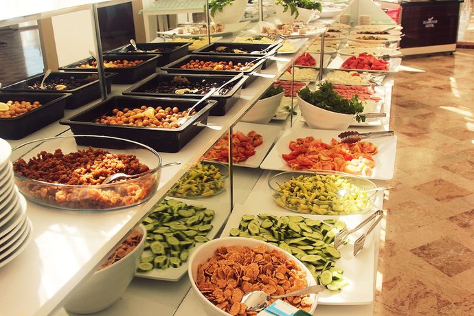 Imagen del bar/restaurante del Nagidos Hotel. Foto 7