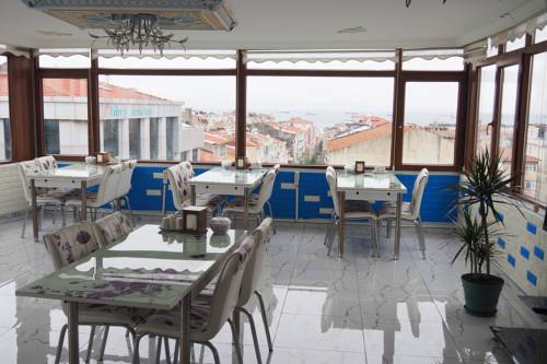 Imagen de la habitación del Naila Hotel. Foto 5
